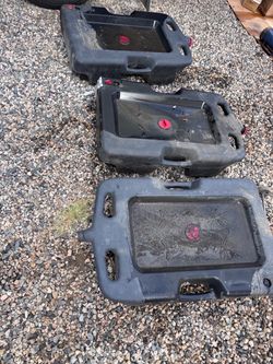 Portable Oil Drain Pans / Fluid Recycling Containers (15 Gallon / Multi-Quart Capacity)