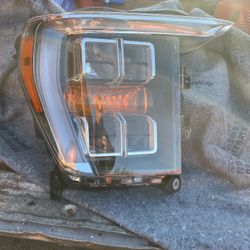 21-23 Ford F150 Right Hand Side Headlight Assembly (LED)