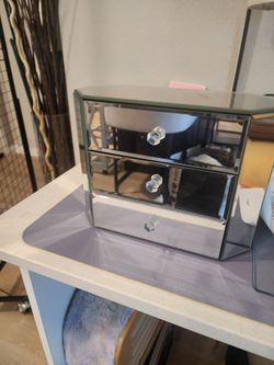 Mirrored 3-Drawer Jewelry Organizer Box