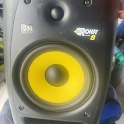 Studio speaker  Rokit 8 