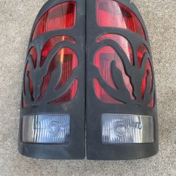 Dodge Ram Rear Lights 2002-2006 Dodge Ram 1500/2003-2006 Dodge Ram