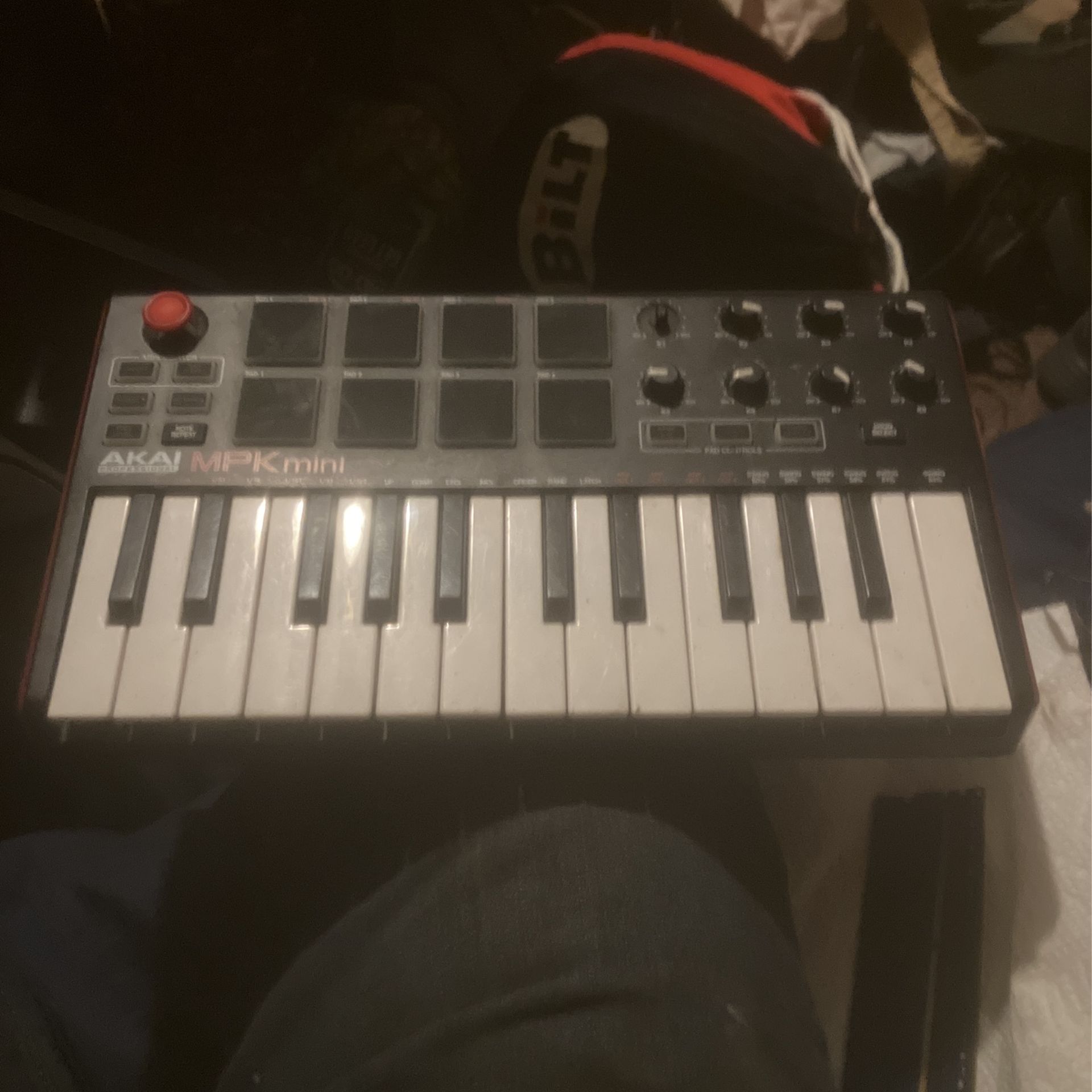 Akai MPK mini - Midi Controller