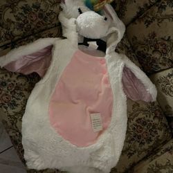 costume