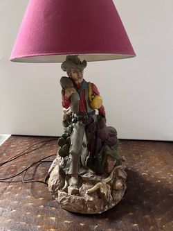 Vintage Western Chalkware table lamp