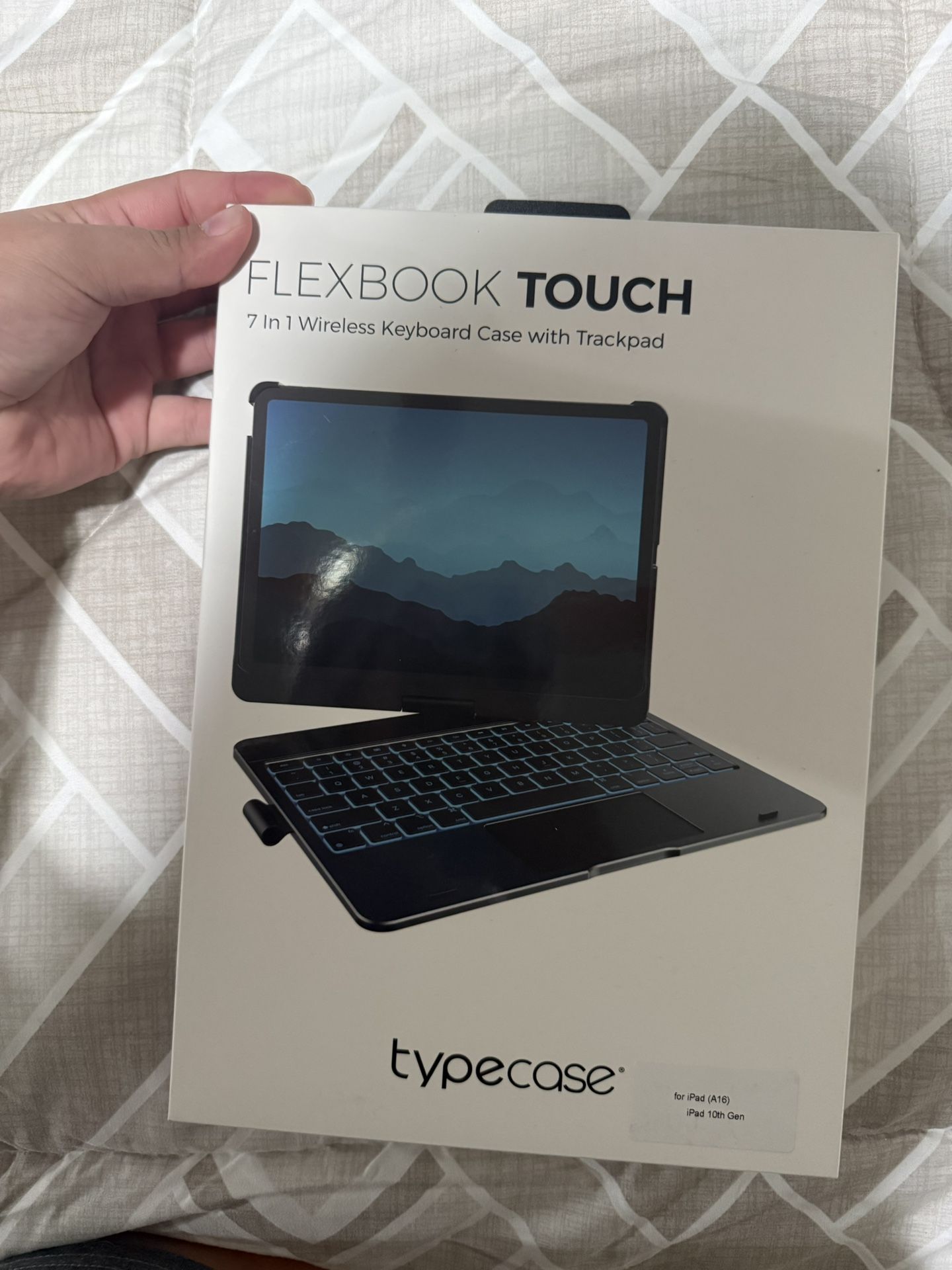 7 In 1 Wireless Keyboard Case with Trackpad