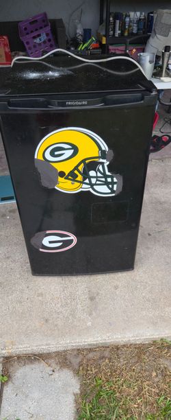 4.1 cube fridge