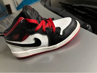 Tolder Nike size 10