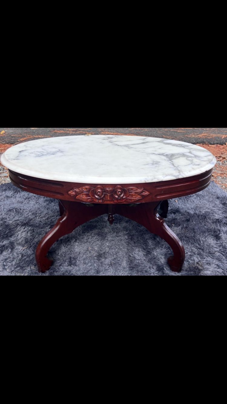 Victorian Mahogany Kimball Revival Antique Oval Italian Marble Table 1959-1960s