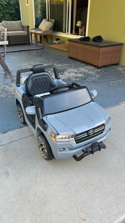 Toyota Land Cruiser 12V Electric Ride-On Car for Kids