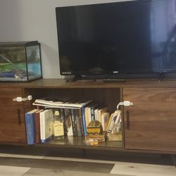 TV Stand And Book Organizer 