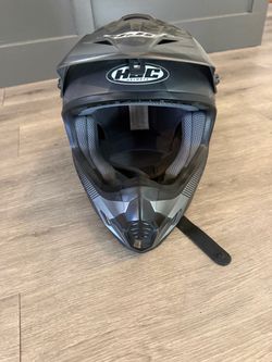 HJC HEMLET ( ONLY WORN ONCE)