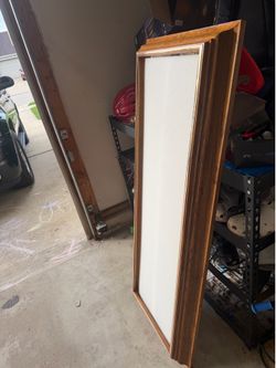 Oak trim fluorescent lamp