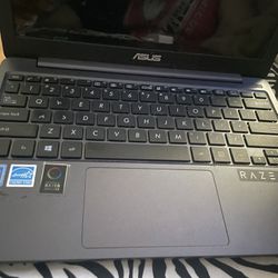 Asus Mini Laptop 