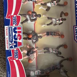 DREAM TEAM USA 1992 BASKETBALL STARTING LINE UP 