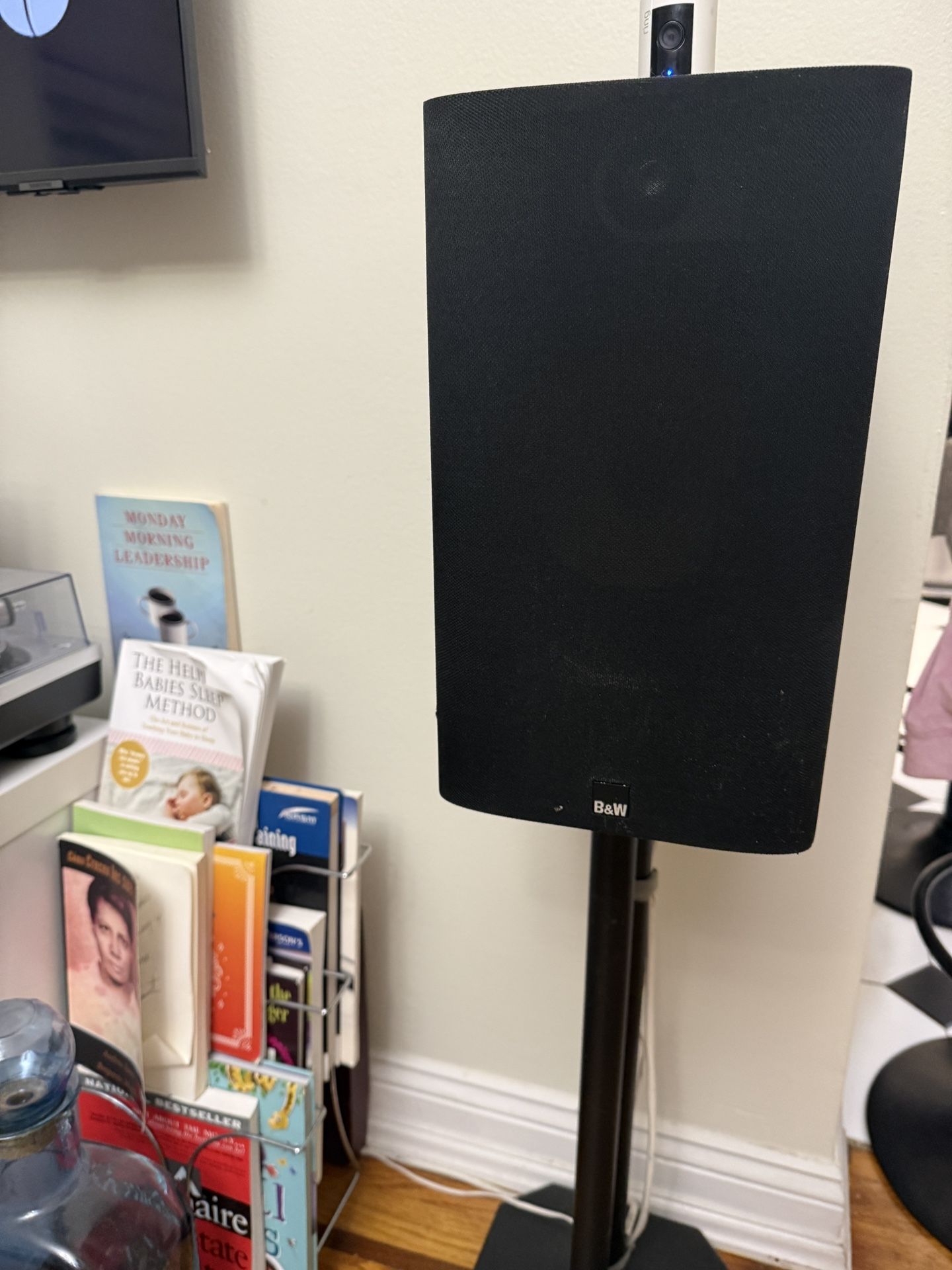 BOWERS & WILKINS SPEAKERS SYSTEM