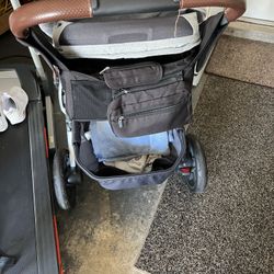 Uppa Baby Stroller And Newborn First Car Seat 