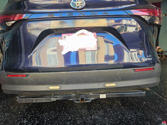 2021-2025 Toyota Sienna Trailer Hitch
