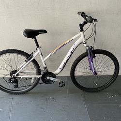 BICYCLE SCHWINN 21 SPEED SIZE 26 BRAND NEW