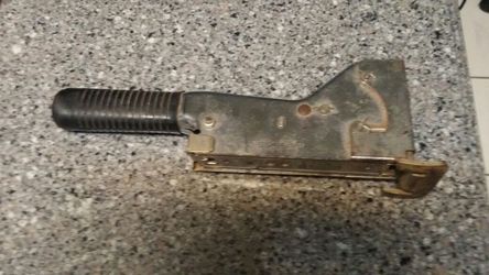 Arrow HT65 Hammer Stapler