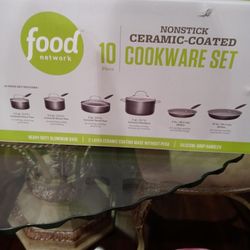 10 PIECE NONSTICK CERAMIC COATED COOKWARE SET