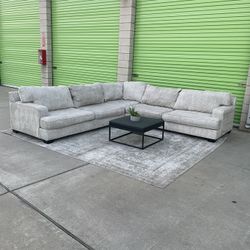 *Free Delivery* Ashley Sectional Couch Sofa