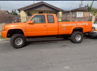 We Help You Move Your Stuff