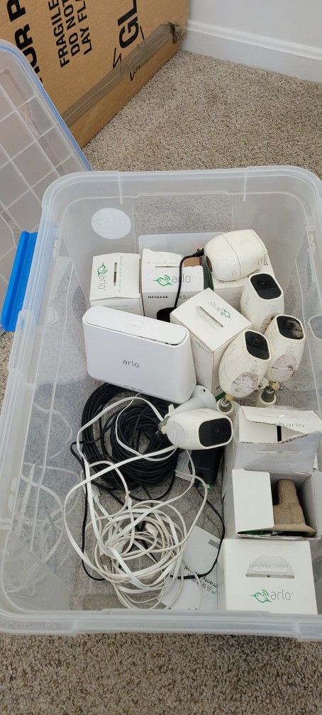 Arlo Essential Outdoor Camera 2K