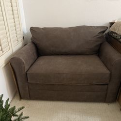 Lazy Boy Chair Two End Tables 