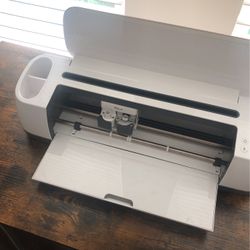 Cricut Maker Rose with tools