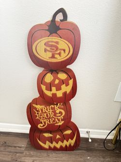 49ers Halloween Wooden Stand Up Pumpkin Decor