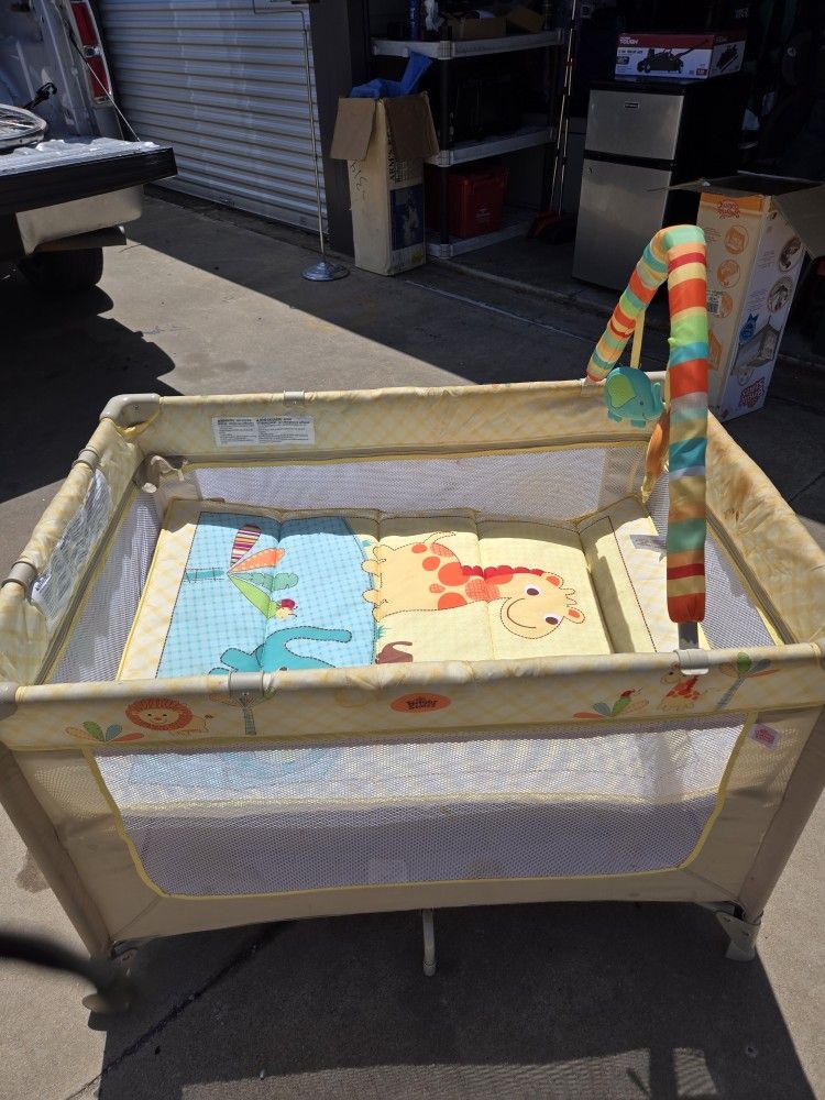 Play pen