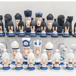 Games Games Vintage Duncan Hand Painted Ceramic Medieval Style Chess Pieces Complete 