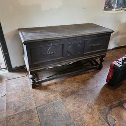 Cedar Chest 