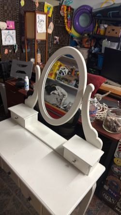 Kids vanity table set