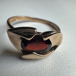 14K 585 Rose Gold Russian Garnet Ring Size 8.25 (18) Natural Gemstone
