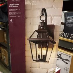 HOME DECORATORS COLLECTION LARGE EXTERIOR  WALL LANTERN 