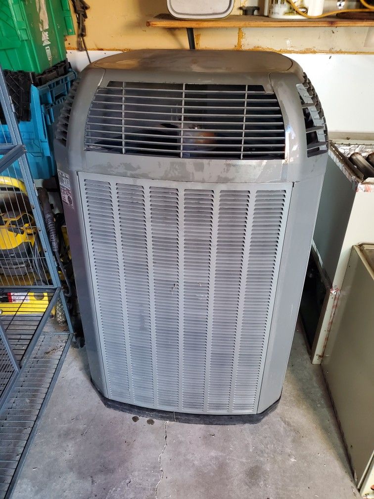 AC Heat Pump Trane