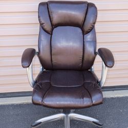 1 Office Chair 