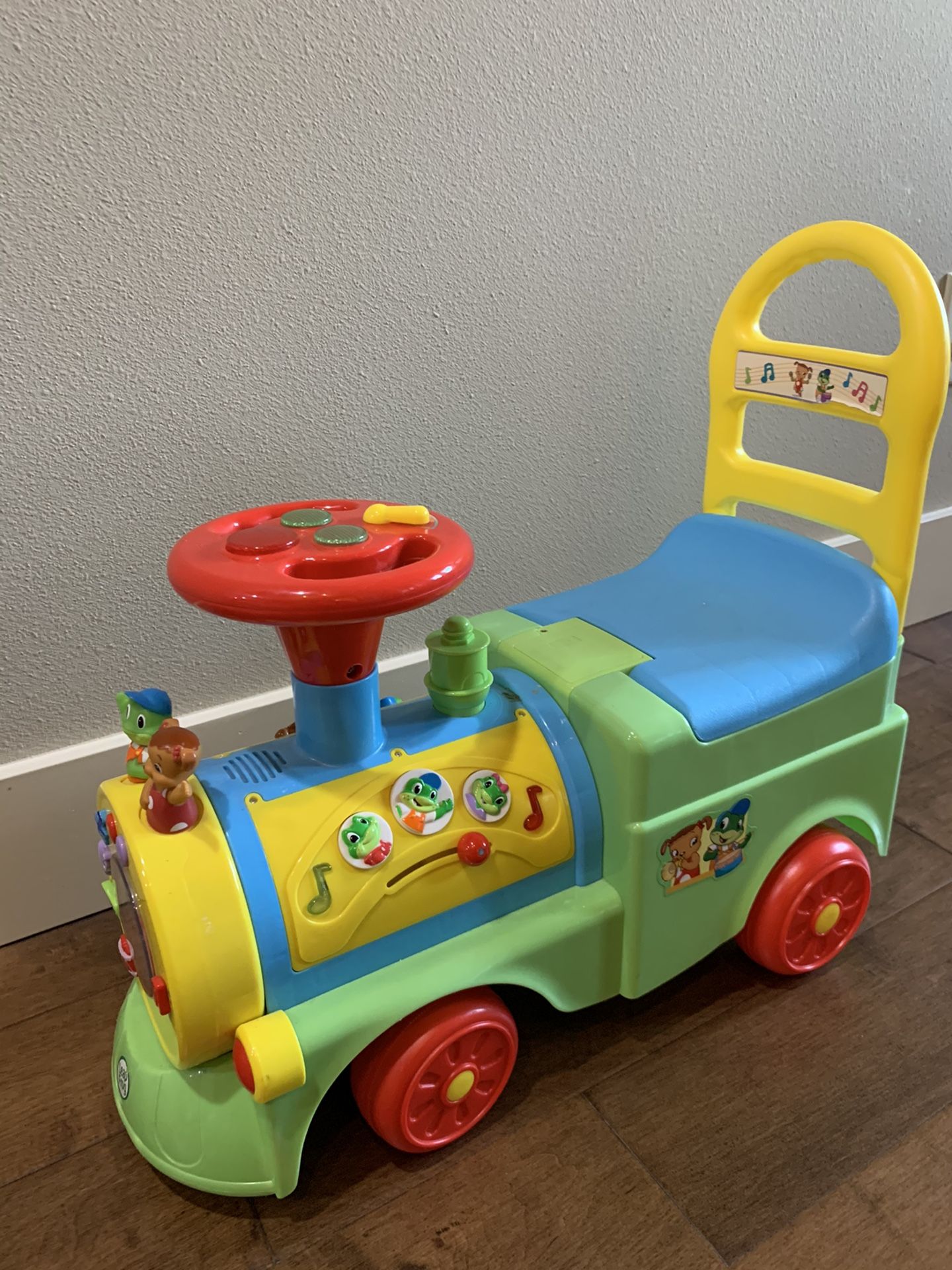 Toddler ride on toy leap frog ride on train with light and sounds for