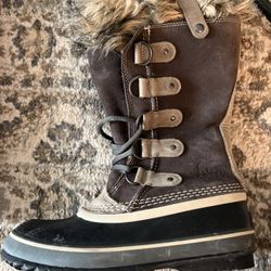 Women’s Sorel Snow Boots 