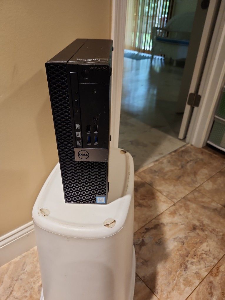 Dell OPTIPEX 3040 WIN 11