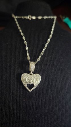 Bella cadena con dije