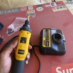 DeWalt Electric Screwdriver 