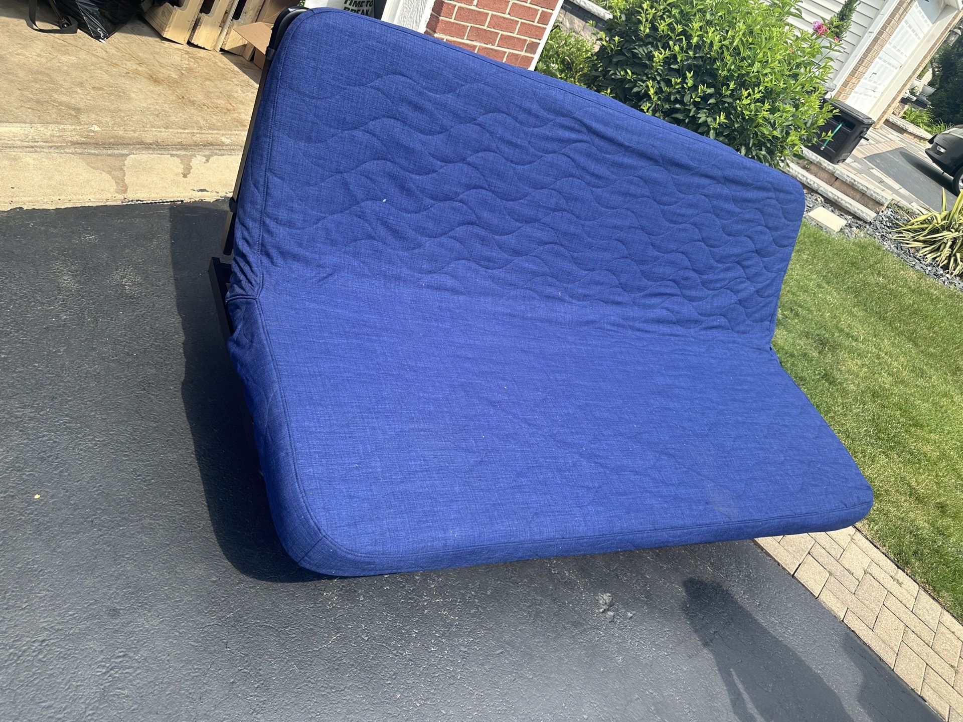 Futon - Sofa Bed