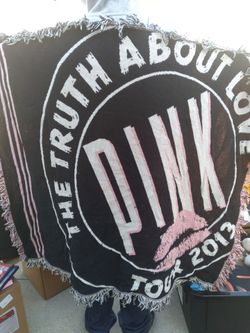 P!nk The Truth About Love Tour 2013 throw/blanket