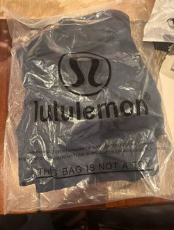 New Lululemon shorts size m