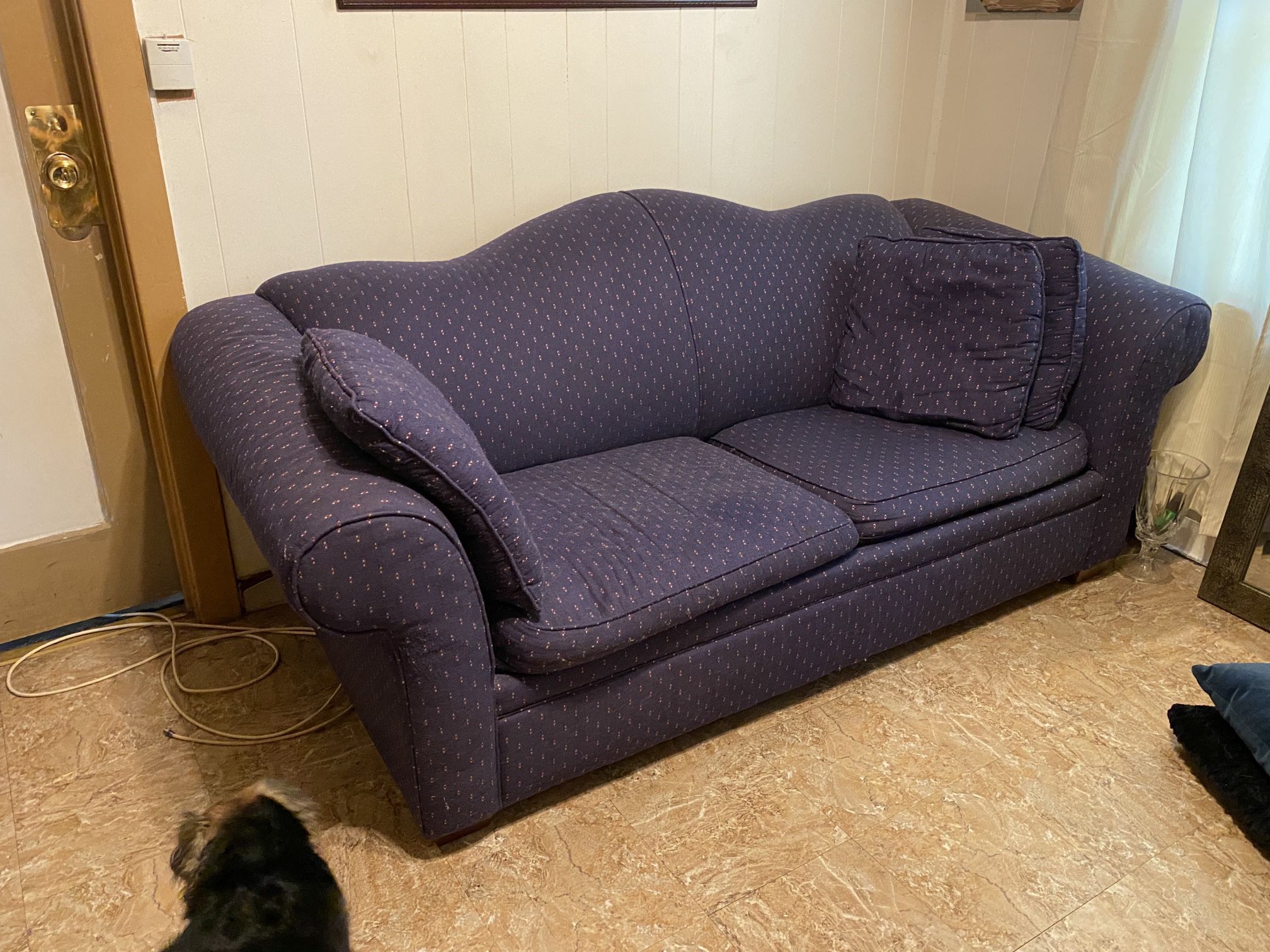 Couch Free Navy Blue