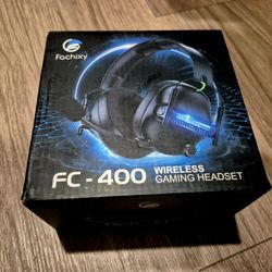 Wireless Gaming Headset with Microphone