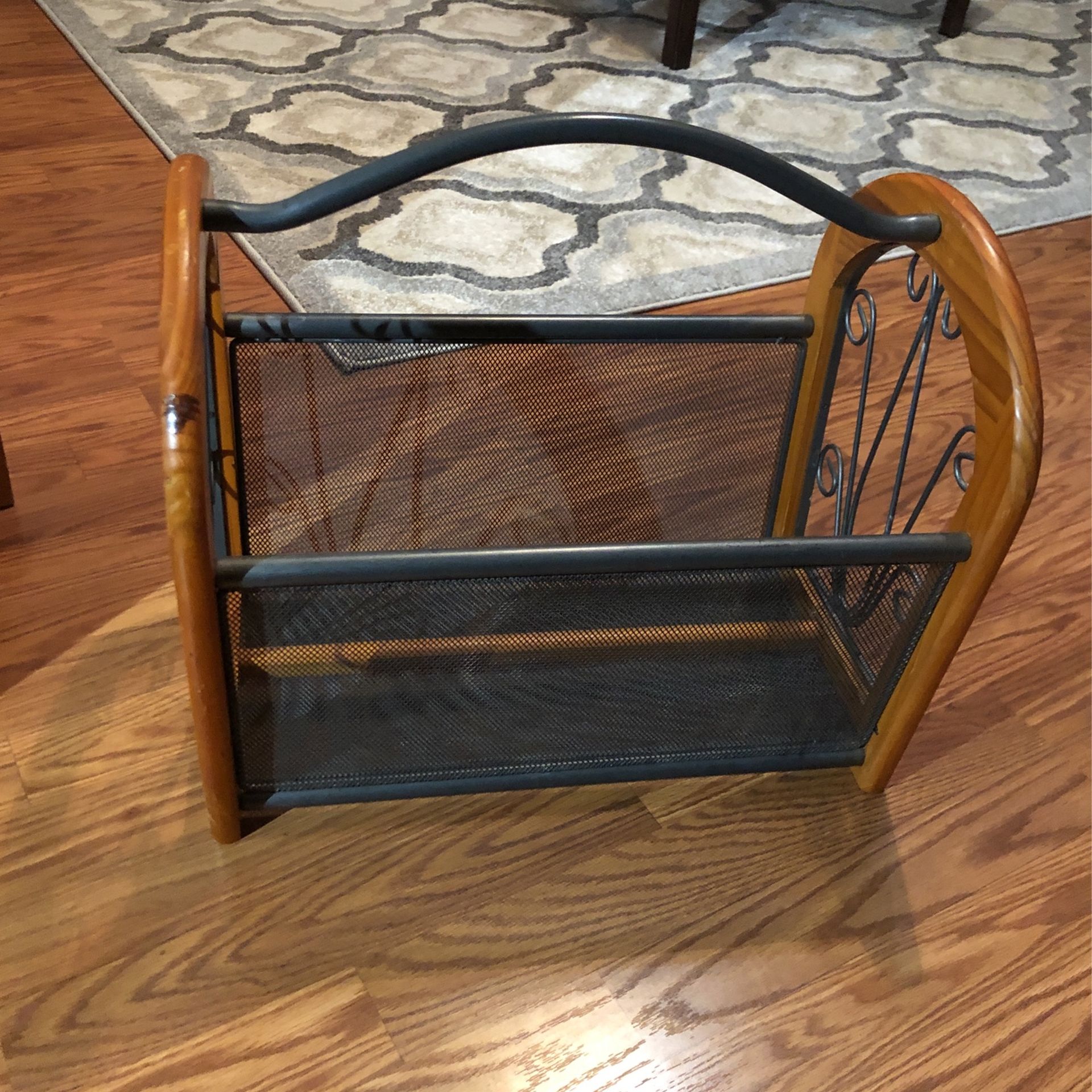 Wood Magazine Rack