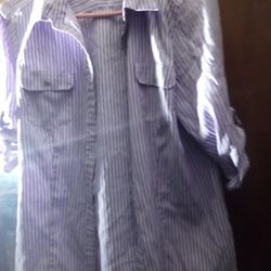 Women's Size med Dressy Blouse 